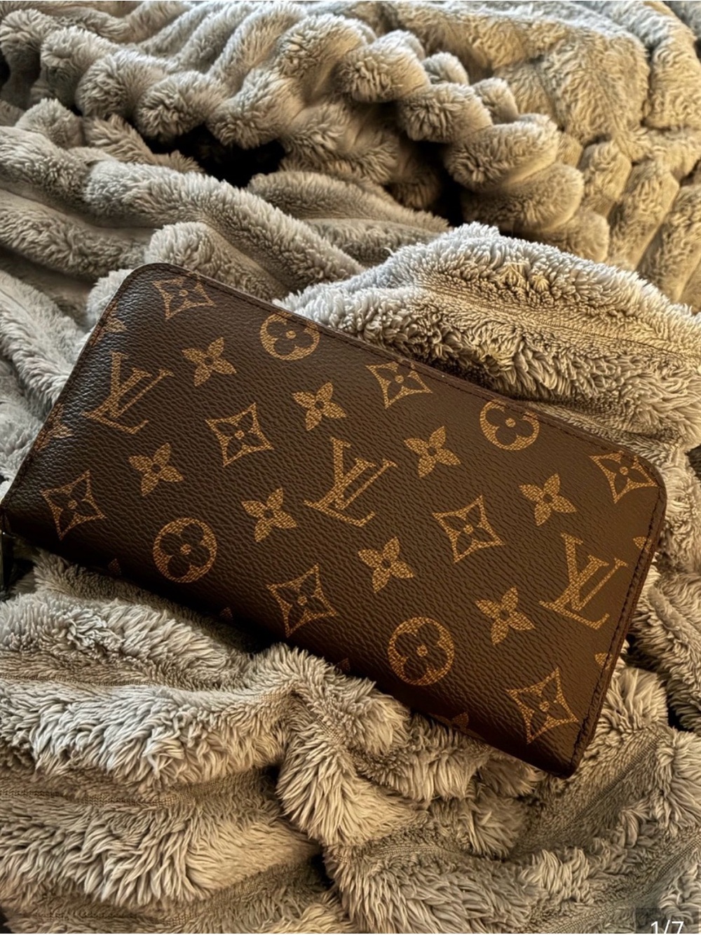 Louis Vuitton Monogram Canvas Zip Around Card Holder - Brown/Gold